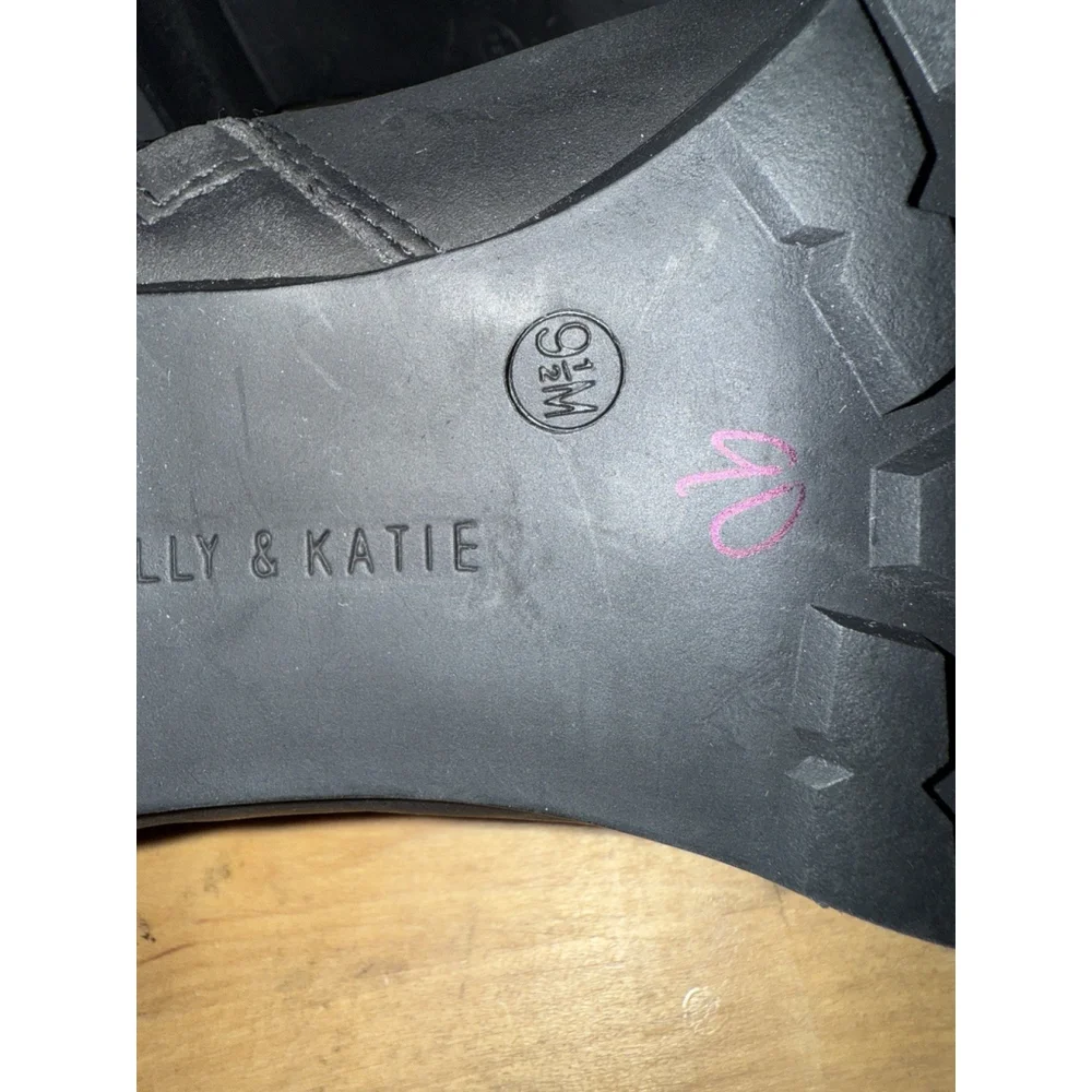Kelly &‎ Katie Yona Women's Boots Booties Black Faux Suede Size 9.5 NWOB C8